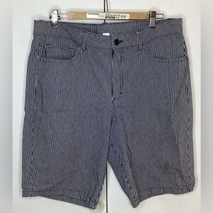 100% cotton blue/white striped women’s shorts size 16/ waist 36, made in Kenya